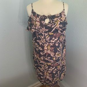 Roxy floral print dress size Medium